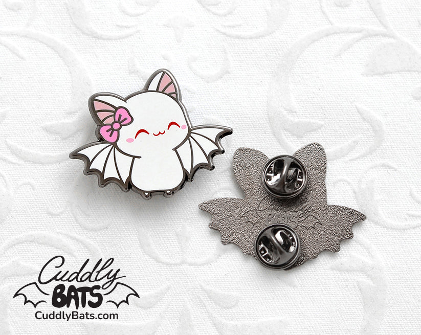 Cuddly Bats Flying hard enamel pins