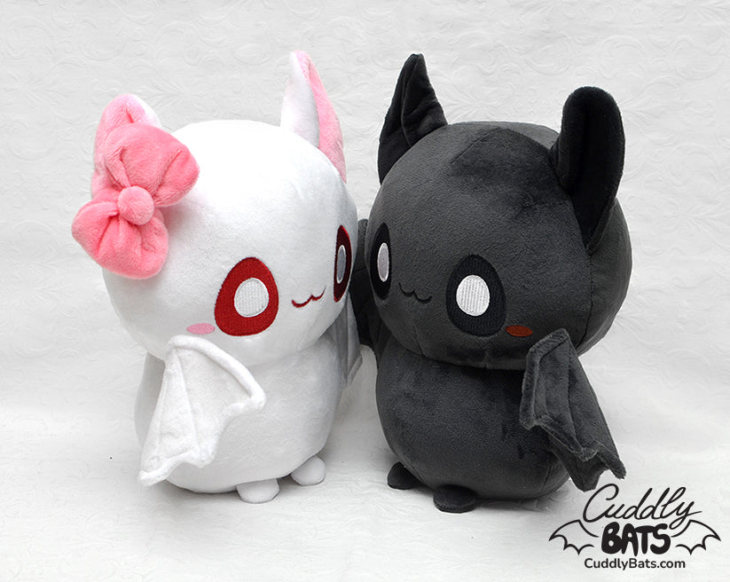 Luna and Shadow plushies