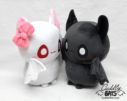 Luna and Shadow plushies