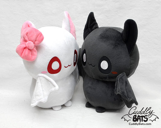 Luna and Shadow plushies