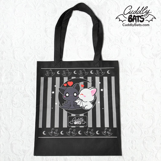 Cuddly Bats Kiss tote bag